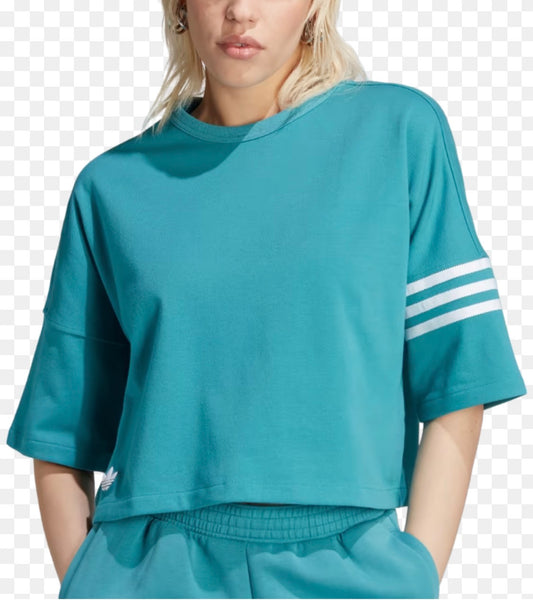 🩵 Adidas : Manche courte incroyable neuf ! En tissu de qualité + épais mais souple . Mi hanches L/ femme coupe relax .