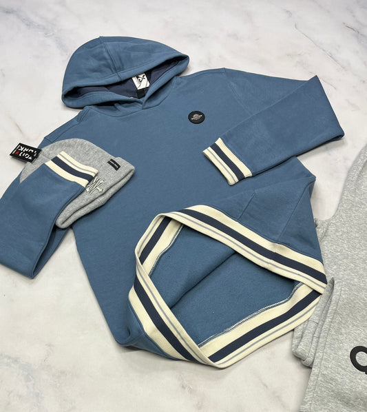 ❄️ Quiksilver Cagoule : en ouaté souple neuve . 18-20 ans hyper confo . Qualité ++