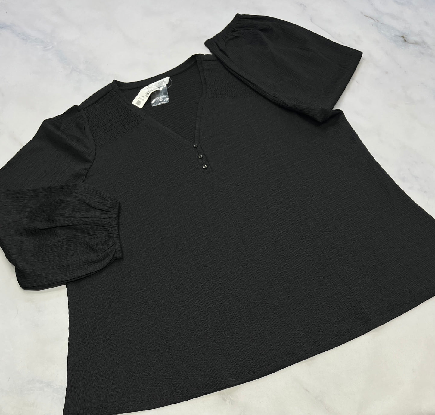 Penn. Tissu chemisier : extensible dans tout les sens . Manche ballon 2XL femme neuf!