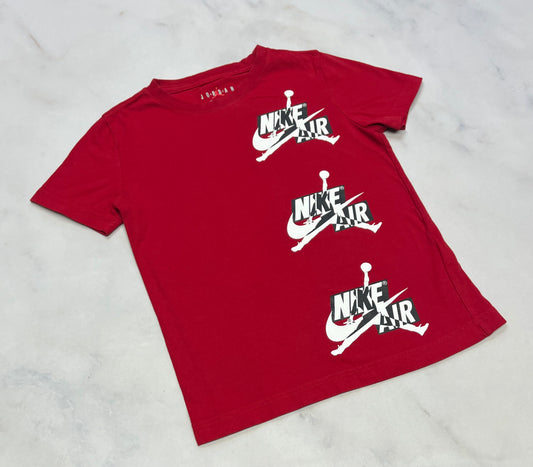 Nike : fait 7 ans bon état .