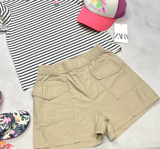 🌴 Short : cargo souple + 8-9 ans fille neuve.