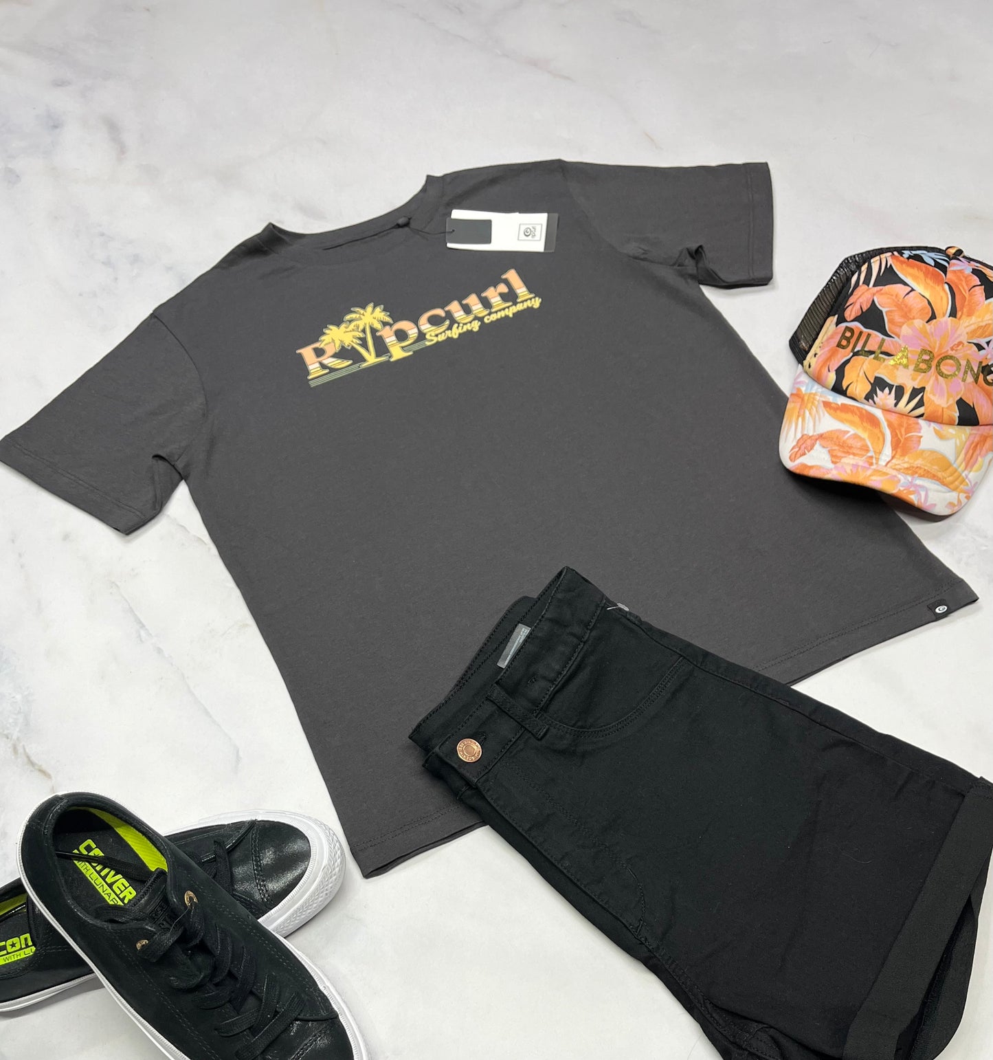 ☀️ Manche courte : Ripcurl charcoal 14 ans fille neuf !