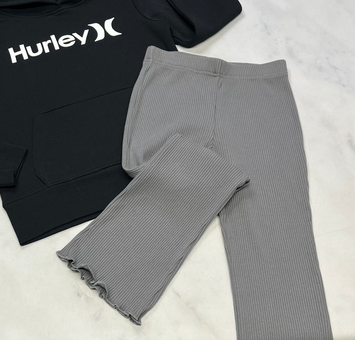 DUO neuf : Hurley et Leg.texturé évasé .
