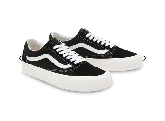 VANS : Souliers noir Unisexe !