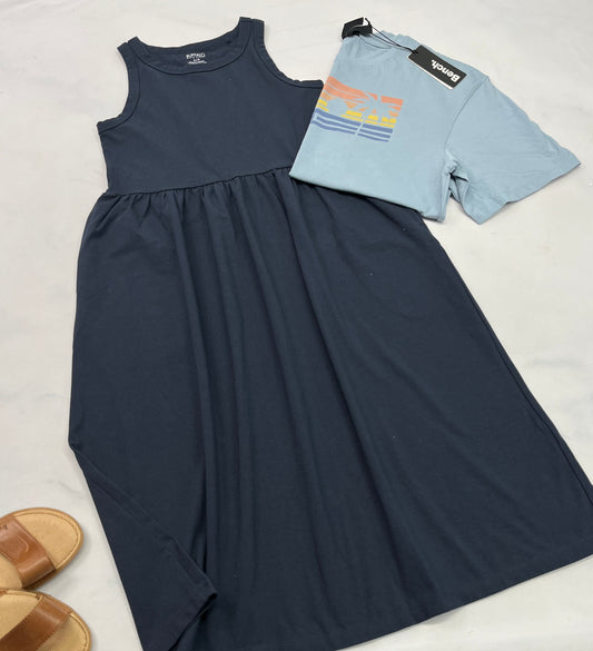 🩵 Robe marine : Buffalo neuve ! En beau coton de qualité extensible avec poches . Haut ajusté et le bas fait lousse . Small femme !