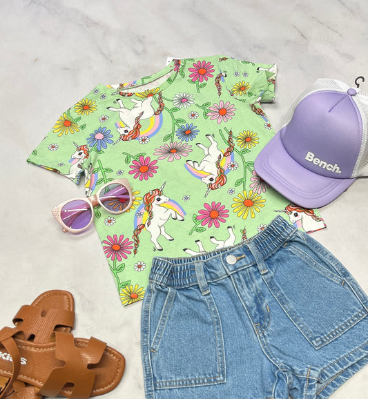 🌿 Manche courte : Licorne 5 ans fille neuf !