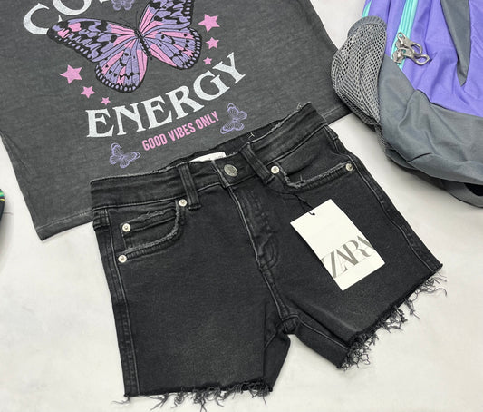 💜 Short : ZARA en jeans stretch 7 ans fille ajustable neuve .