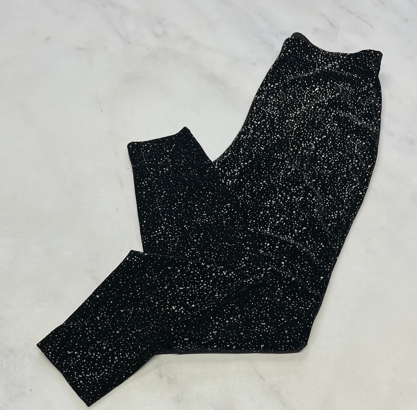 Skinny leg. Velour : SHEIN ultra brillant et doux . Fait M/8 ans femme comme neuf ! Taille haute .