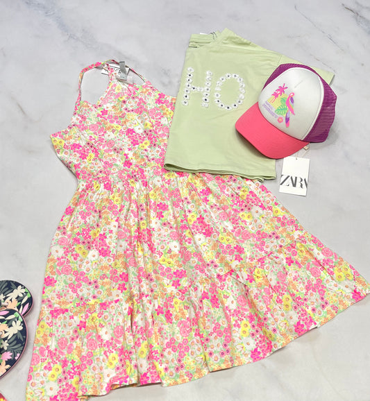 🌴 Robe : fleurie 10-12( 10 ans confo) neuve .