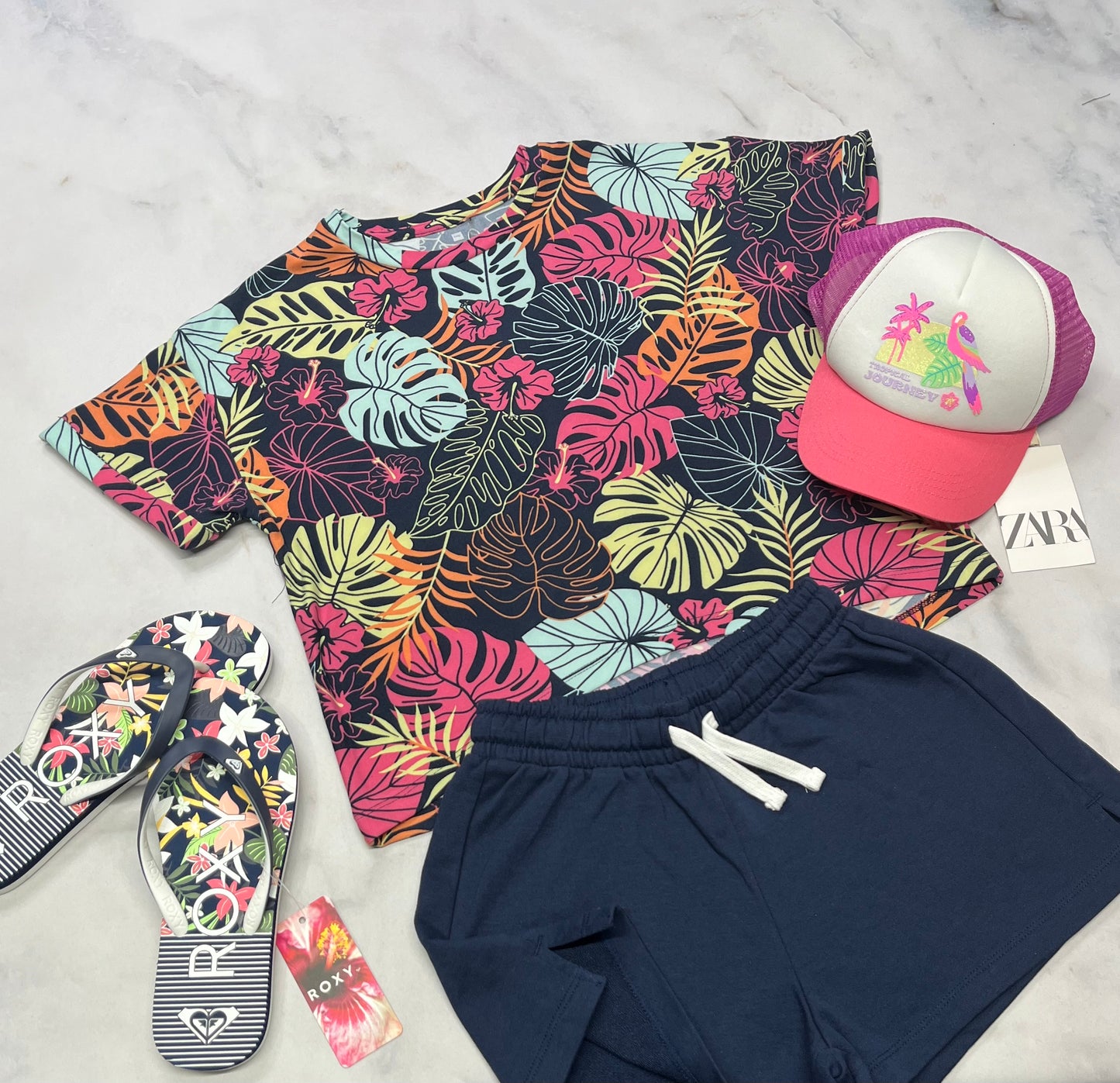 🌿 Manche courte : Fleurit 8 ans relax fit soft/ stretch neuf ! Fille .