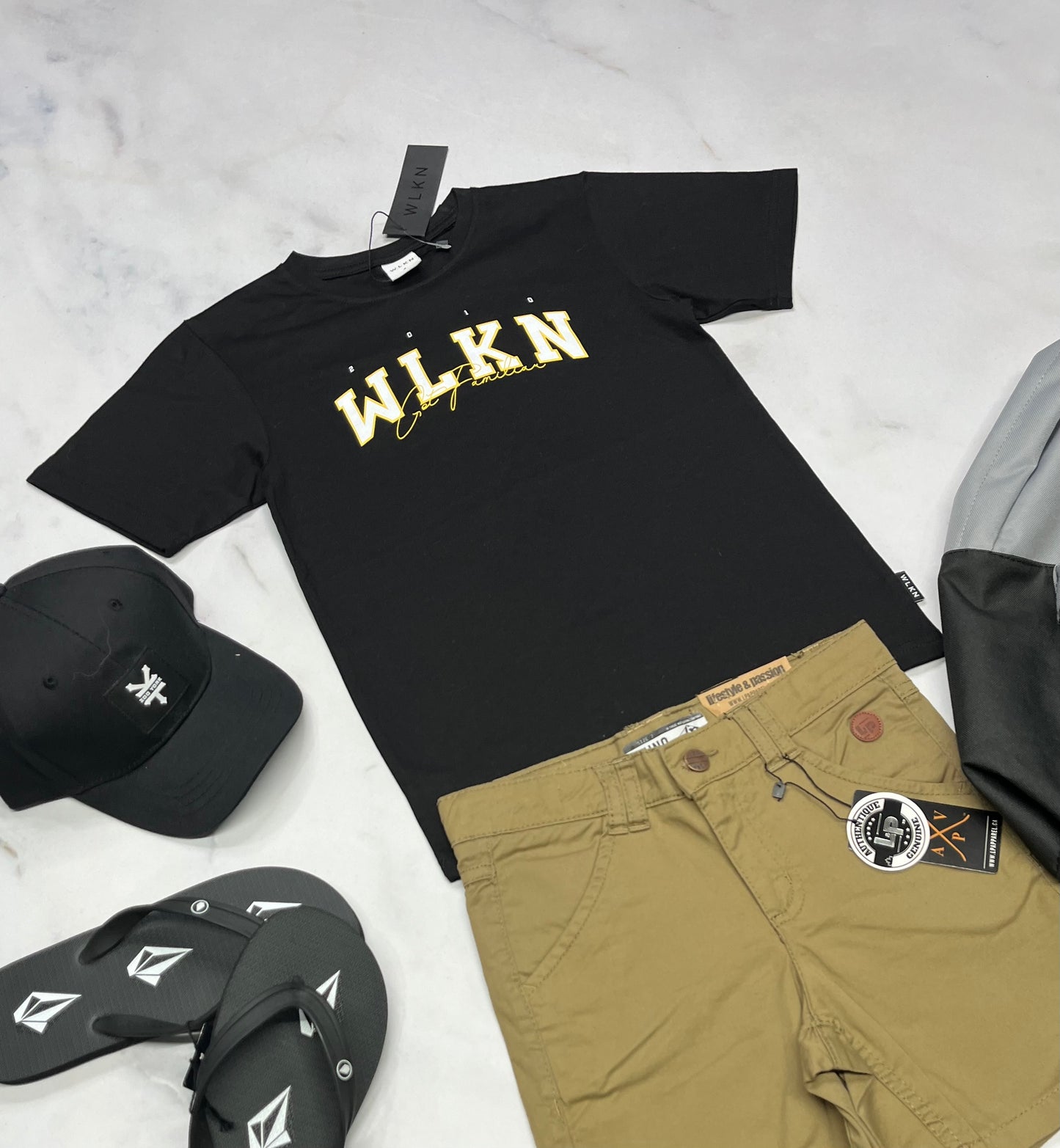 ☀️ T-Shirt : WLKN fait 7 ans garçon neuf !