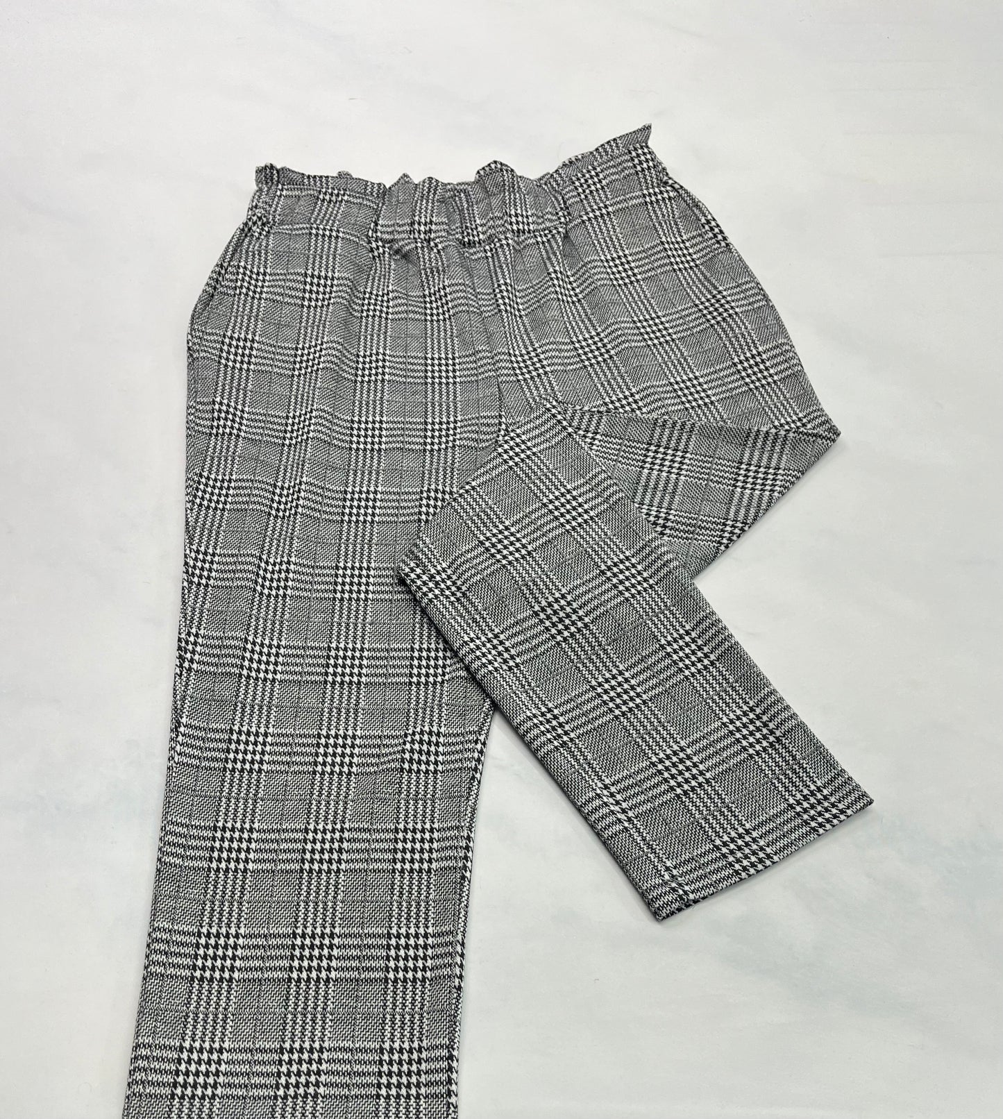 Pantalon : Guilty taille élastique doux au touché . Fait L/ femme comme neuf !