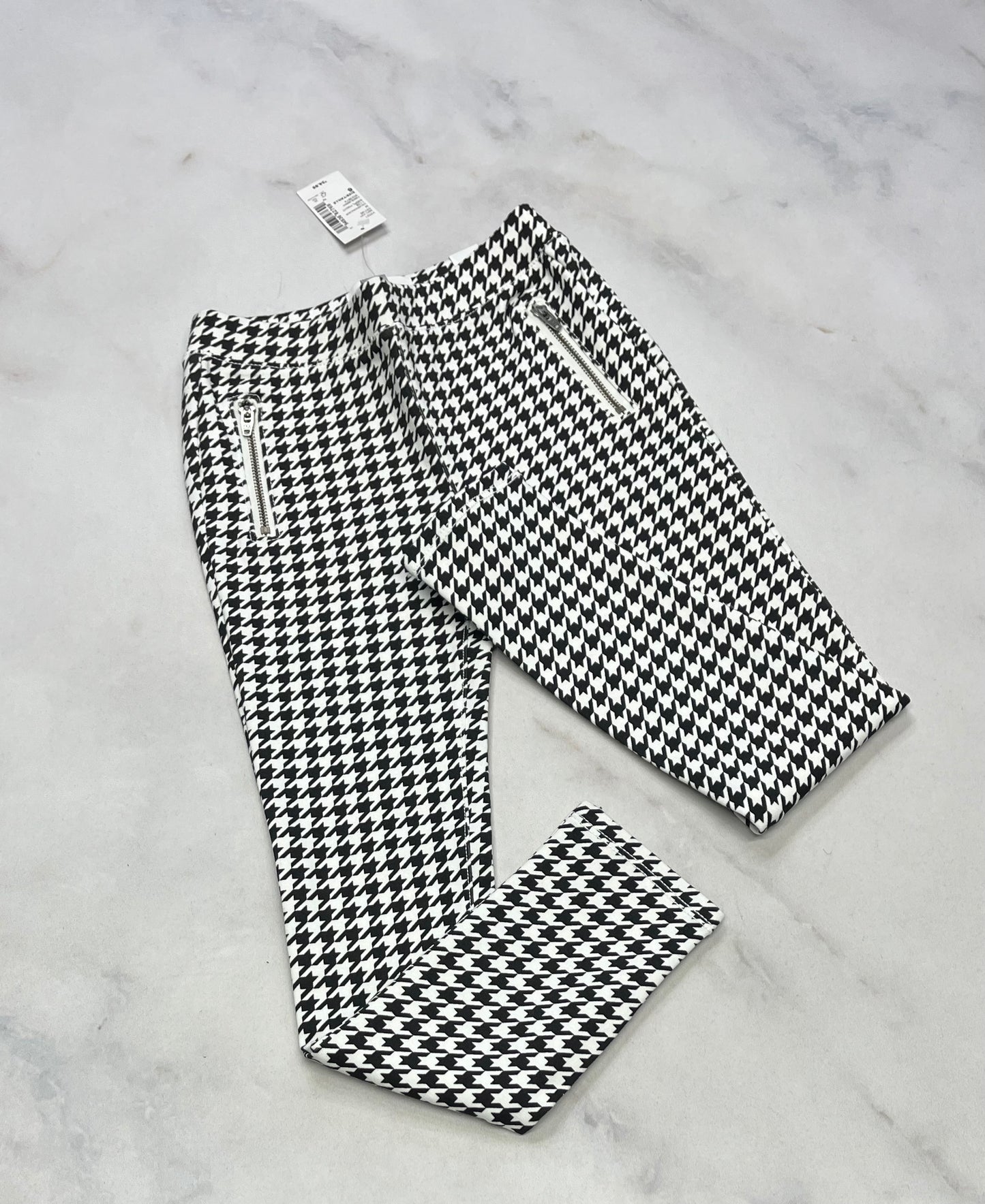 Jegging : stretch zip aux poches . S’enfile comme un leg. 6x-7 ans fille neuf!