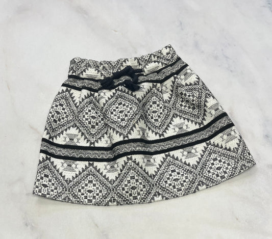 Jupe ZARA : Tissu automnale avec brillant comme neuve ! Fait 6 ans fille .