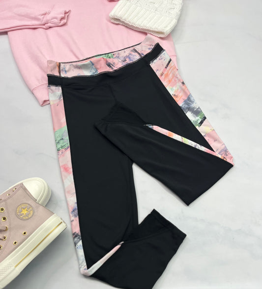 🌸Skinny sport : Garage fait small 5-6 ans femme . Super état.