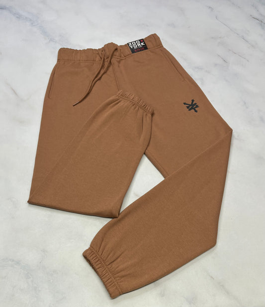 Jogger : en ouaté doux à l’intérieur. 16 ado neuf!