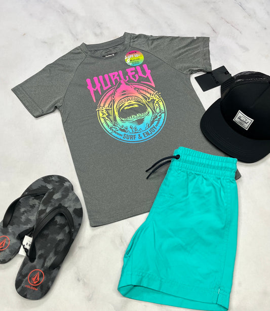🌴 Manche courte : Hurley en tissu de sport léger . UPF 50. + 6x garçon neuf  !