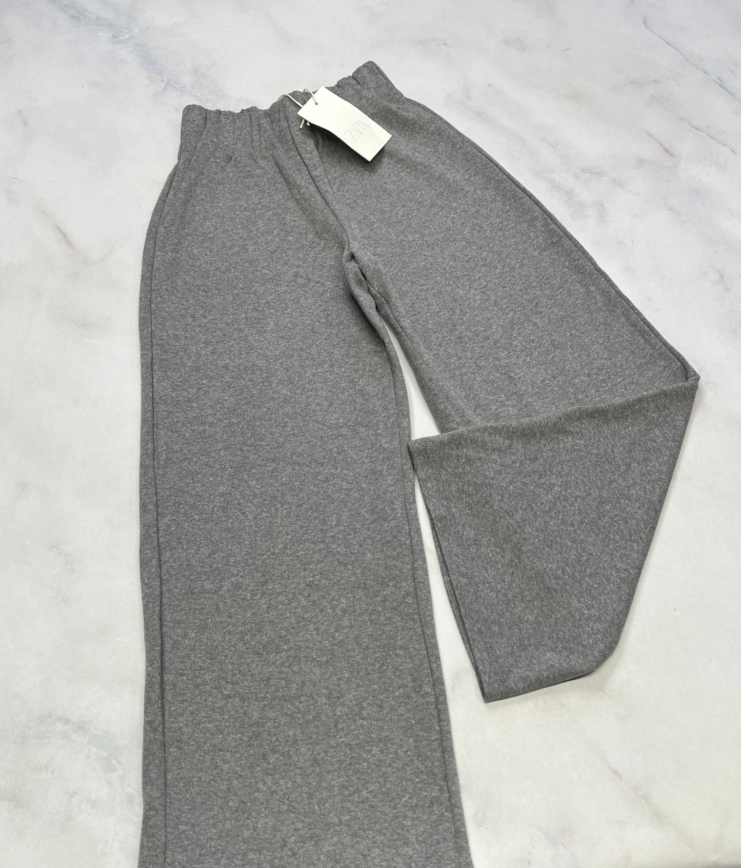 Zara : taille haute pantalon doux charcoal neuf ! 10(8/10 ans )