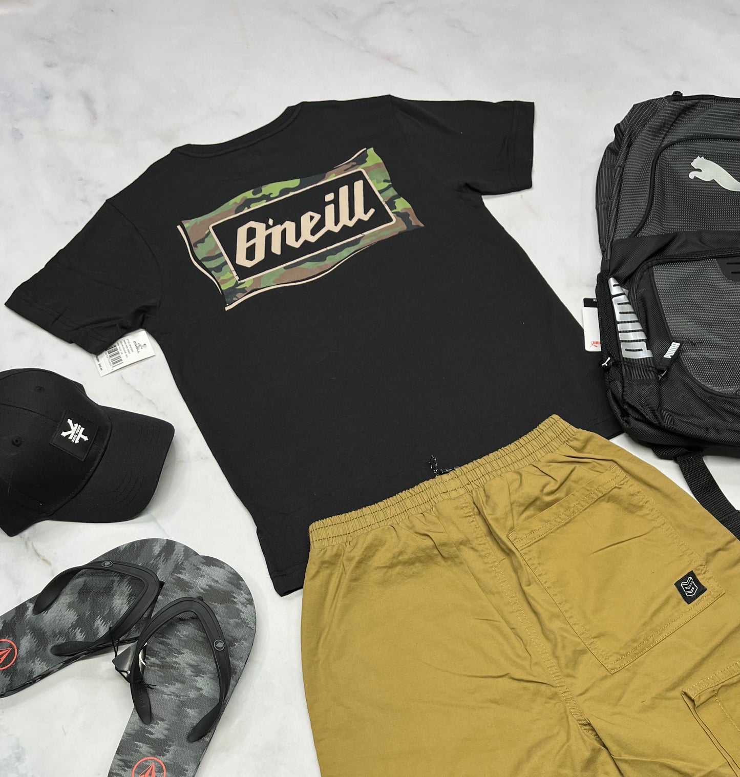 🌴 T-Shirt : O’Neill 12-13 ans garçon avec beau logo au dos . Neuf !