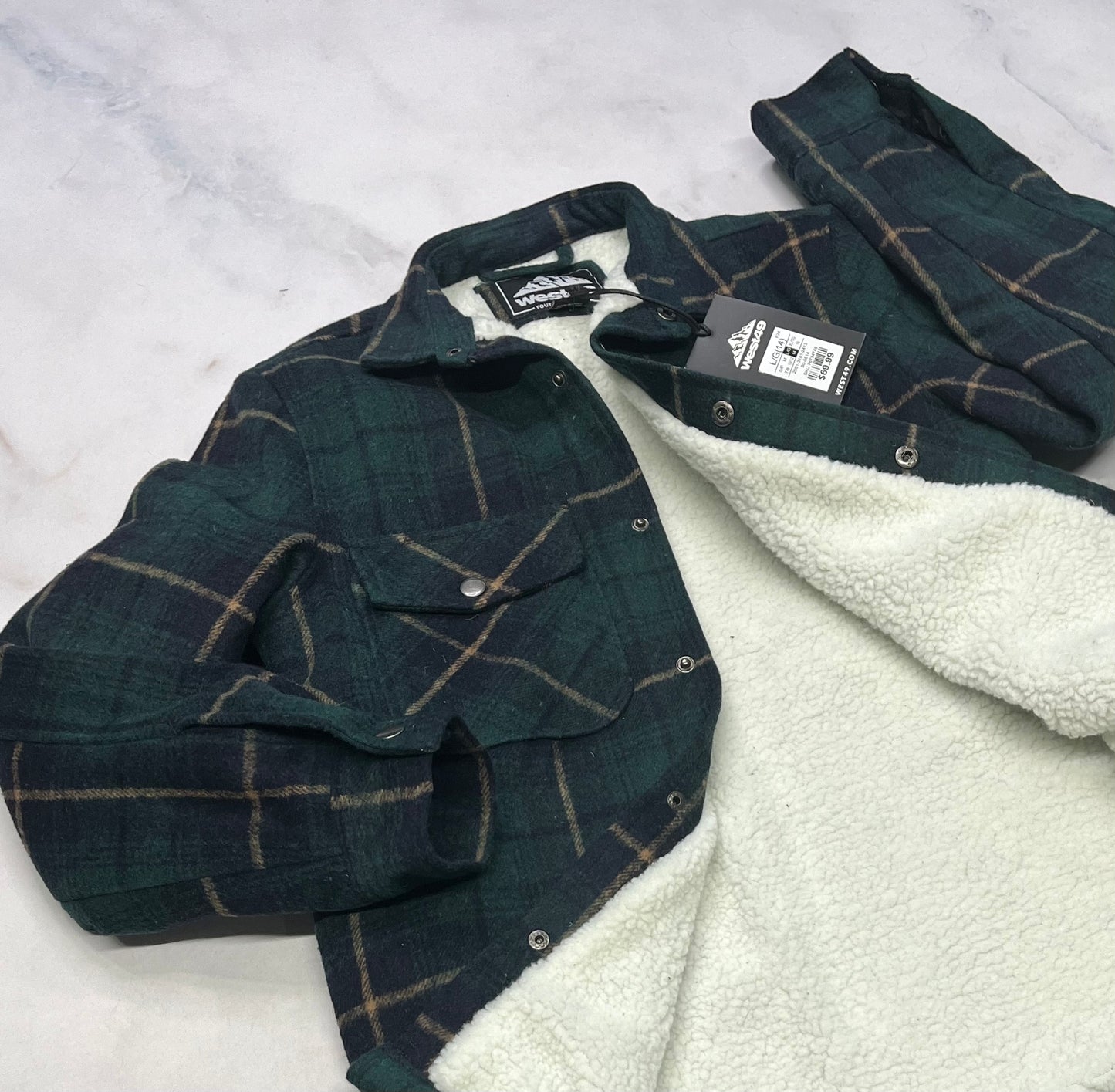 Manteau / veste : Arsenic neuve ! Doubler chaud .