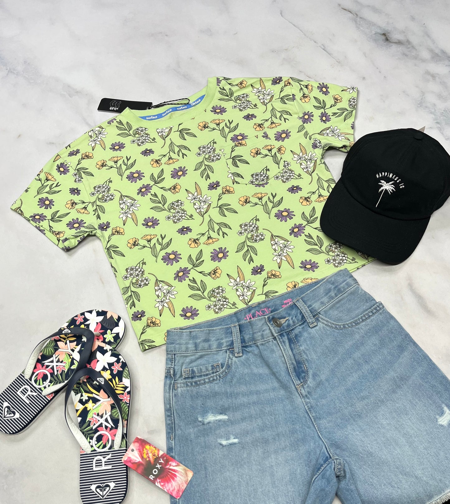🌿 Manche courte : fleurie Surface 12 ans fille neuf !
