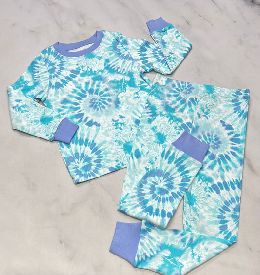 ❄️ Pyjama 2 pièces : Kirkland 5 ans fille neuf! Beau coton stretch .