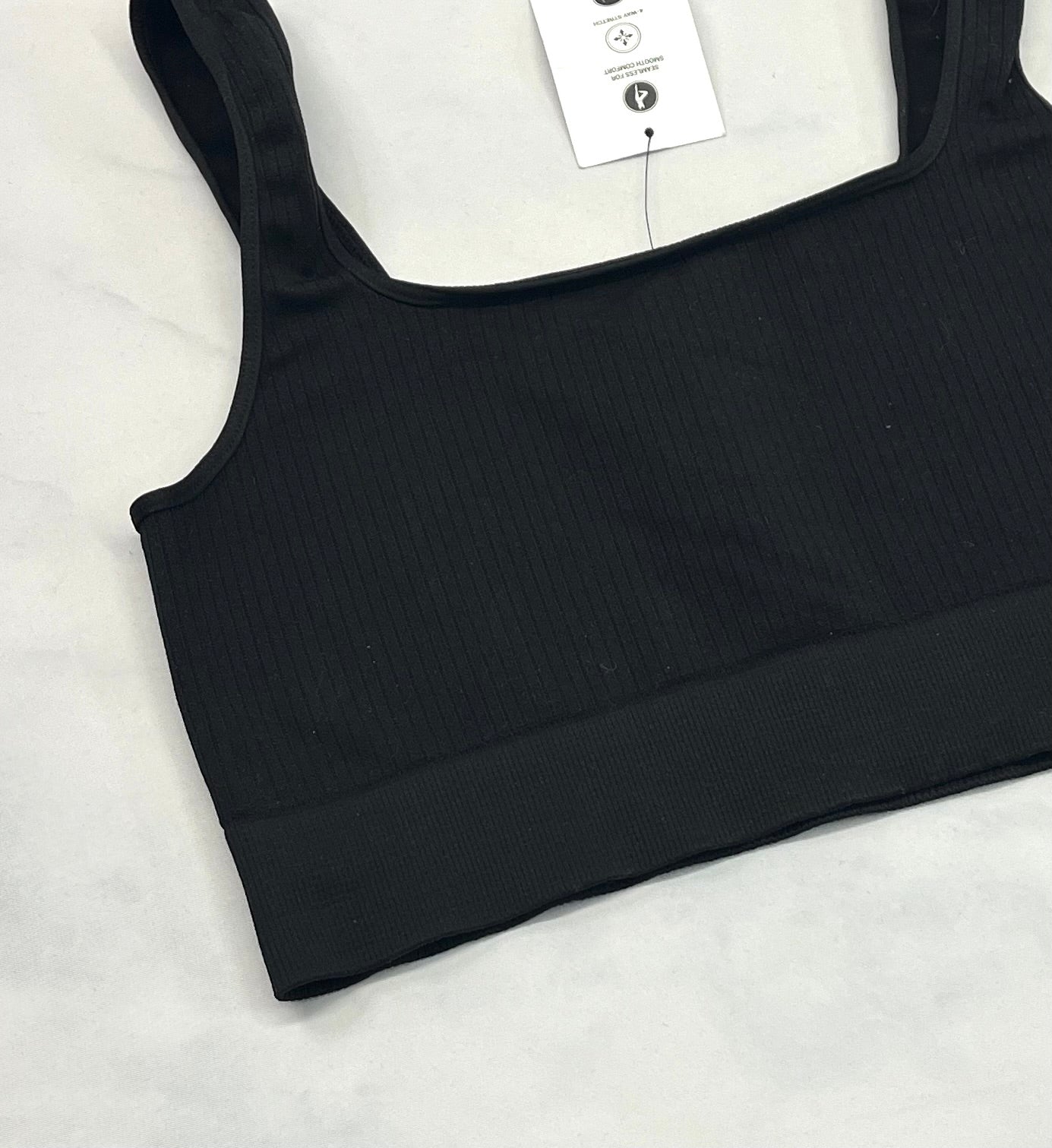 Top noir : tissu sport stretch ++ texturé neuf ! (M-L femme ). ( pas padé) .