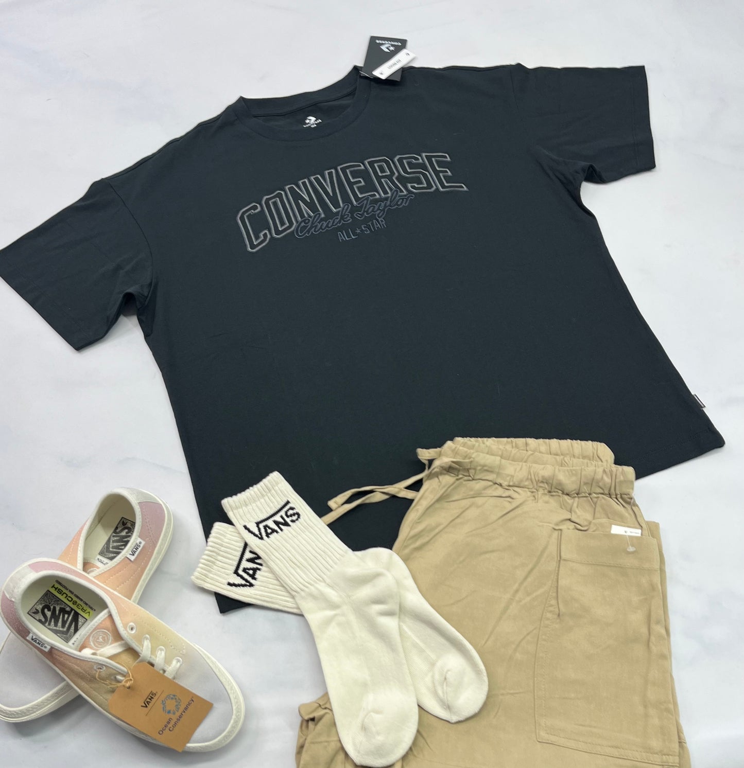 😍 Converse : T-Shirt noir M/ over size ( fait Large femme confo) neuf !