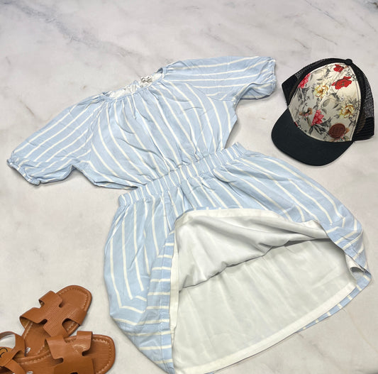 🌷 Robe : rayé souple blum 8+ 7-8 ans confo fille comme neuve . Doublure souple intégré . Look avec 2 ouvertures de chaque cotés  de la taille .