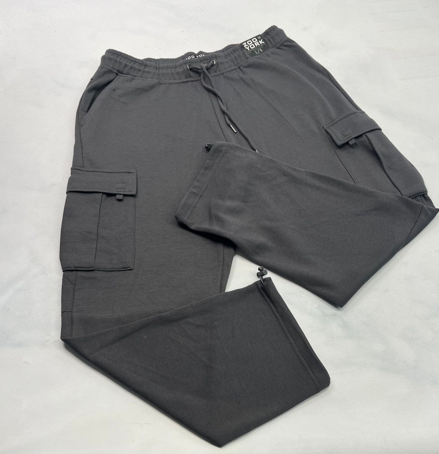 Jogger : cargo charcoal foncé Zoo York L/ homme ajustable au bas coupe relax  . Neuf !