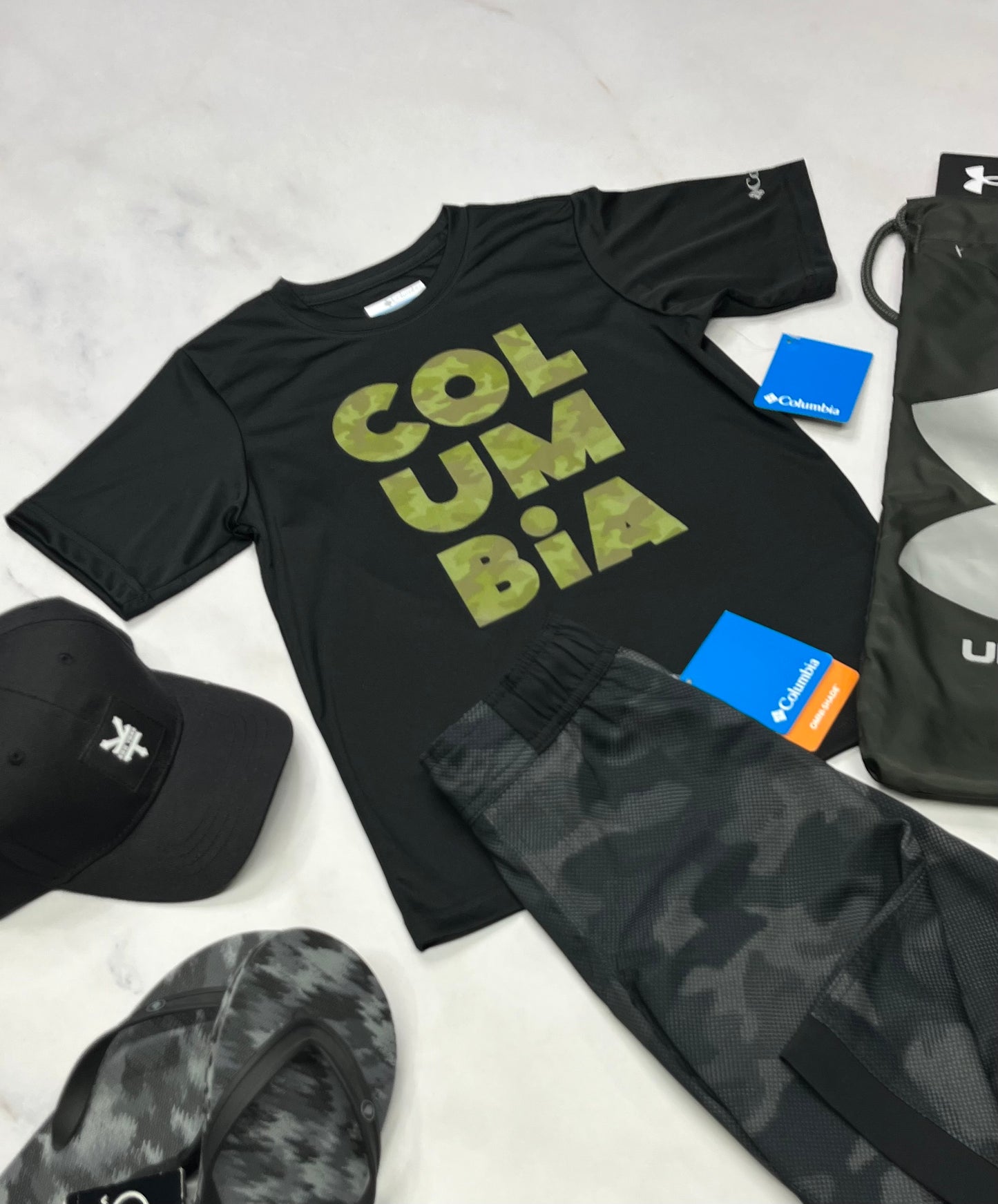 🌵T-shirt Columbia : en tissu de sport fait 7 ans garçon neuf !