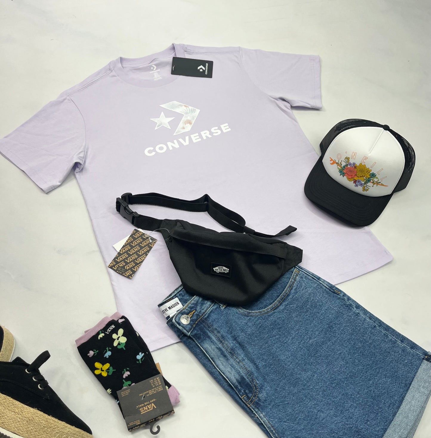 💜 Manche courte : Converse lilas fait L/ femme neuf ! Qualité ++ .