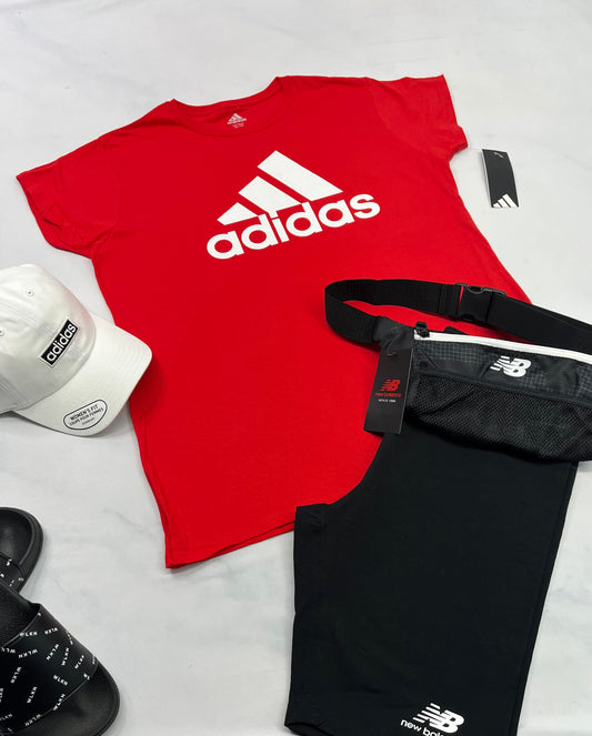 😍 T-Shirt : Adidas rouge clair en coton souple XL fit ( L-Xl) femme neuf ! fait plus long si tu es grande :) .