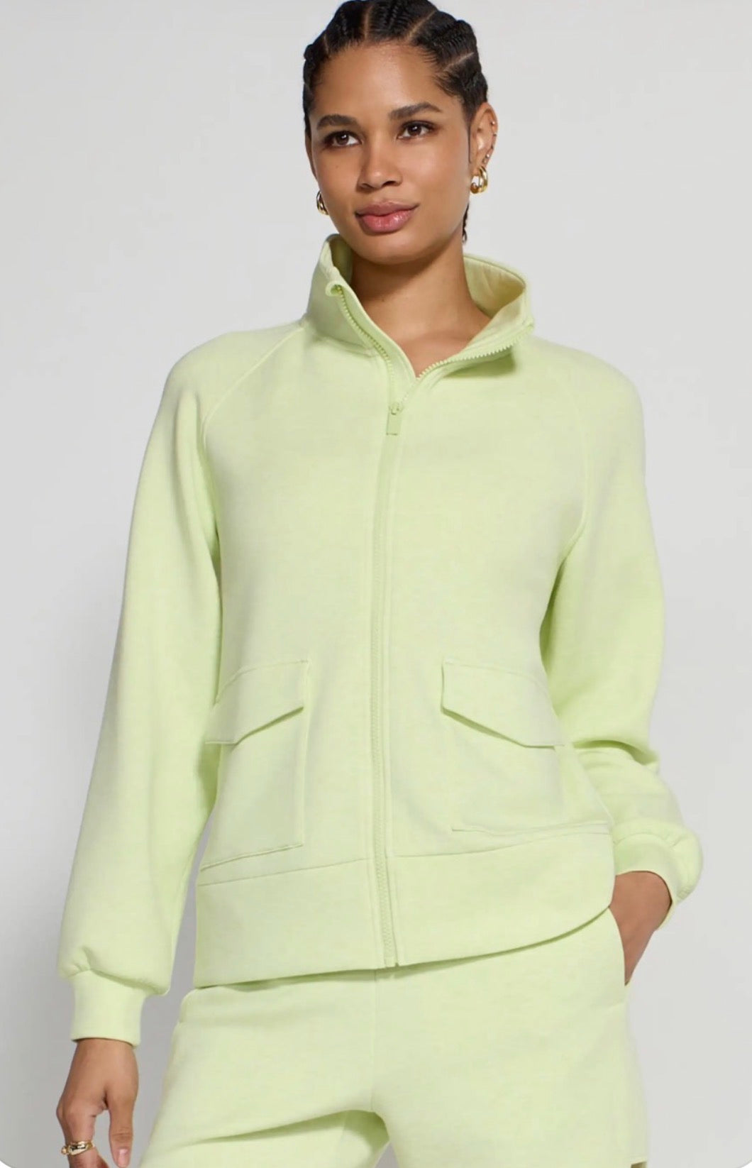 🌿 Veste : Tissu frais qui ne décolore pas . Hyper doux et stretch . L/ femme neuve ! Incroyable en vrai .