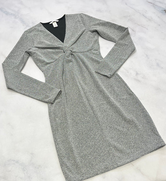 Robe : tissu argenté stretch de partout brillante fait XS/ femme neuve .