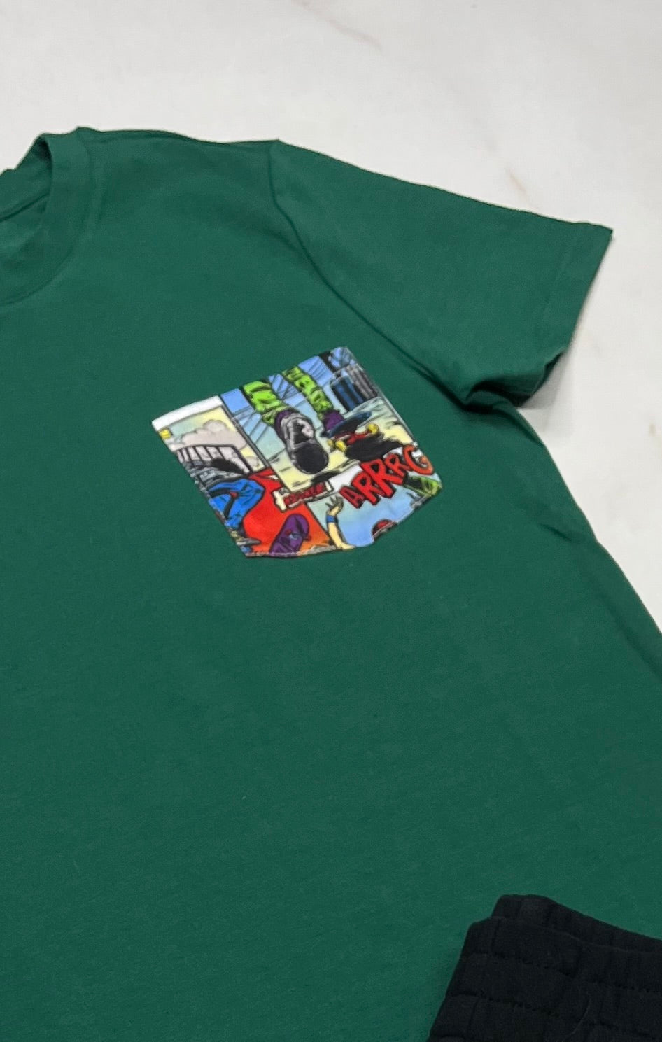 🛹 Manche courte : Tag en beau coton stretch fait 8 ans garçon neuf !