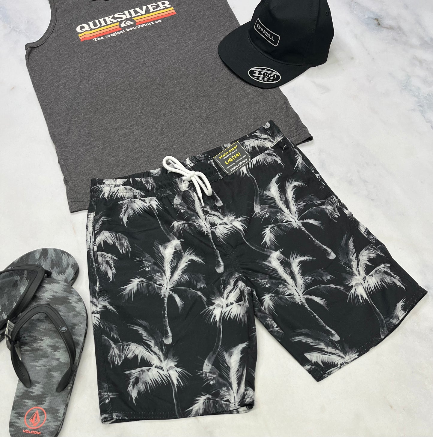 ☀️ Short : de plage West en tissu léger qui sèche rapidement. Taille élastique 14 ans garçon neuve !