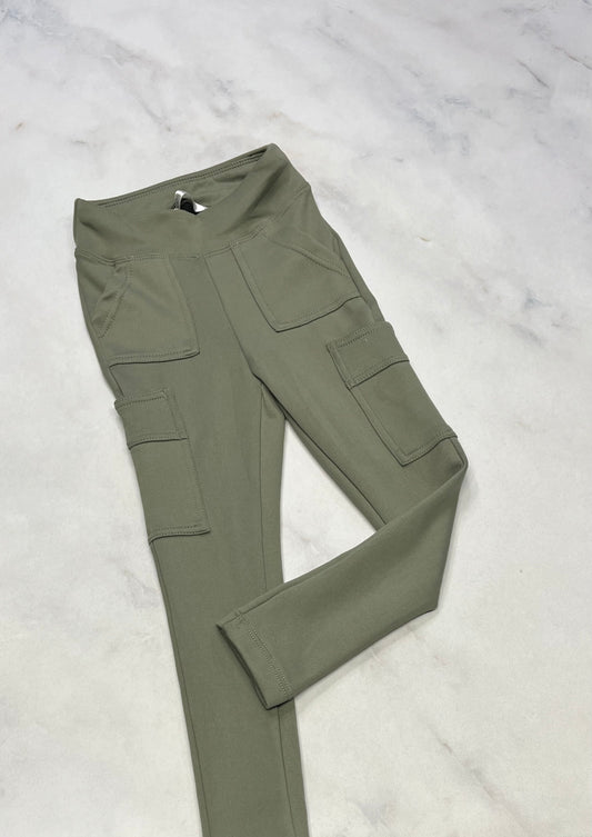 Skinny : Cargo moulant stretch taille haute . +5 ans . Neuf!