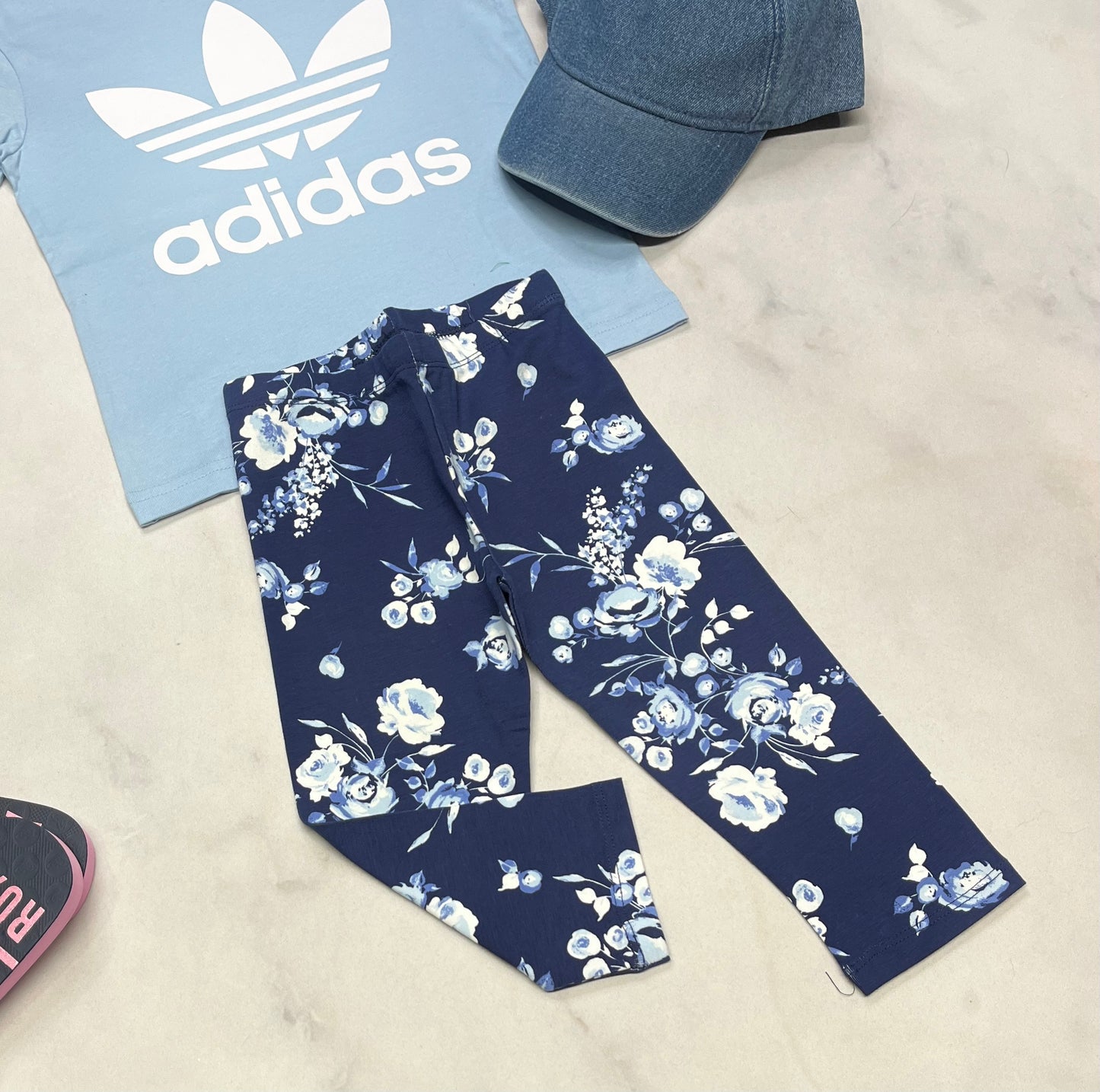 🦋 Legging 3 quart : Marine fleurie 4 ans et 7-8 ans fille en beau coton stretch  neuf !