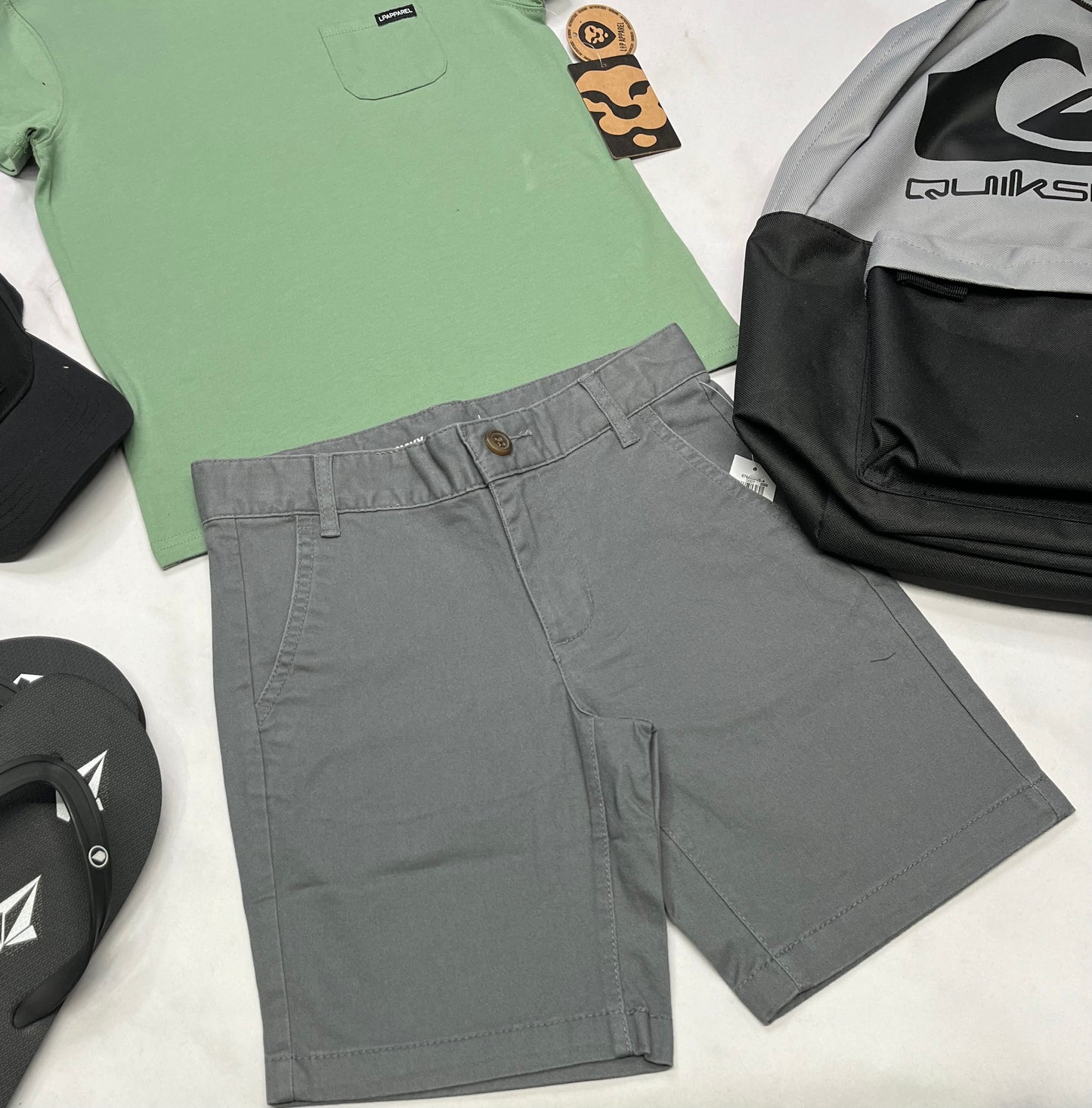 🌵 Bermuda : Gris 7 ans garçon avec taille ajustable neuf !