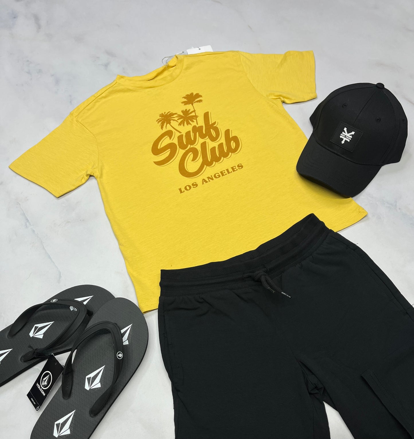 ☀️ T-Shirt : Surf. tag fait 7-8 ans garçon neuf !
