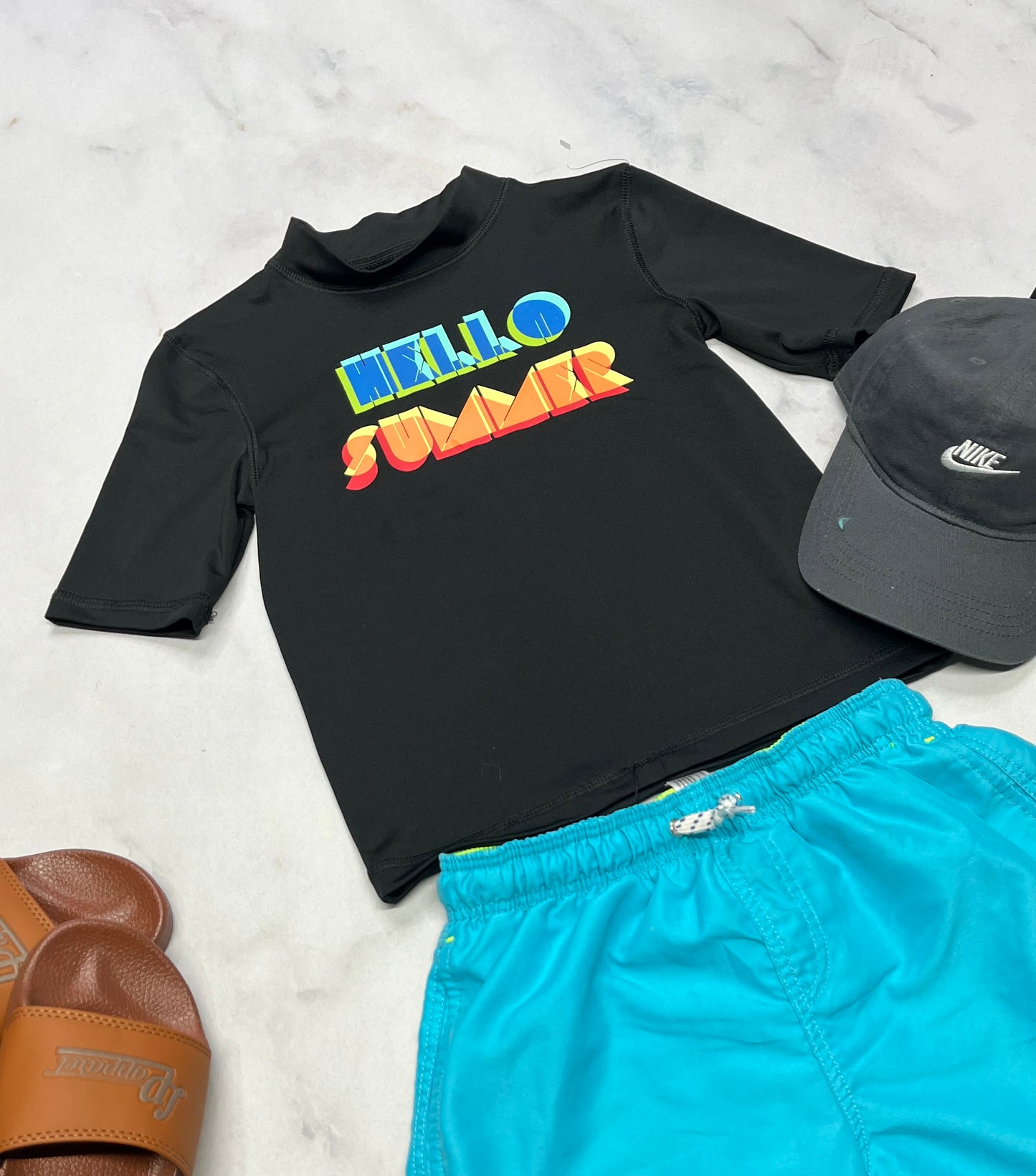 💦 Maillot : manche courte Cath &Jack fait 4 ans comme neuf !