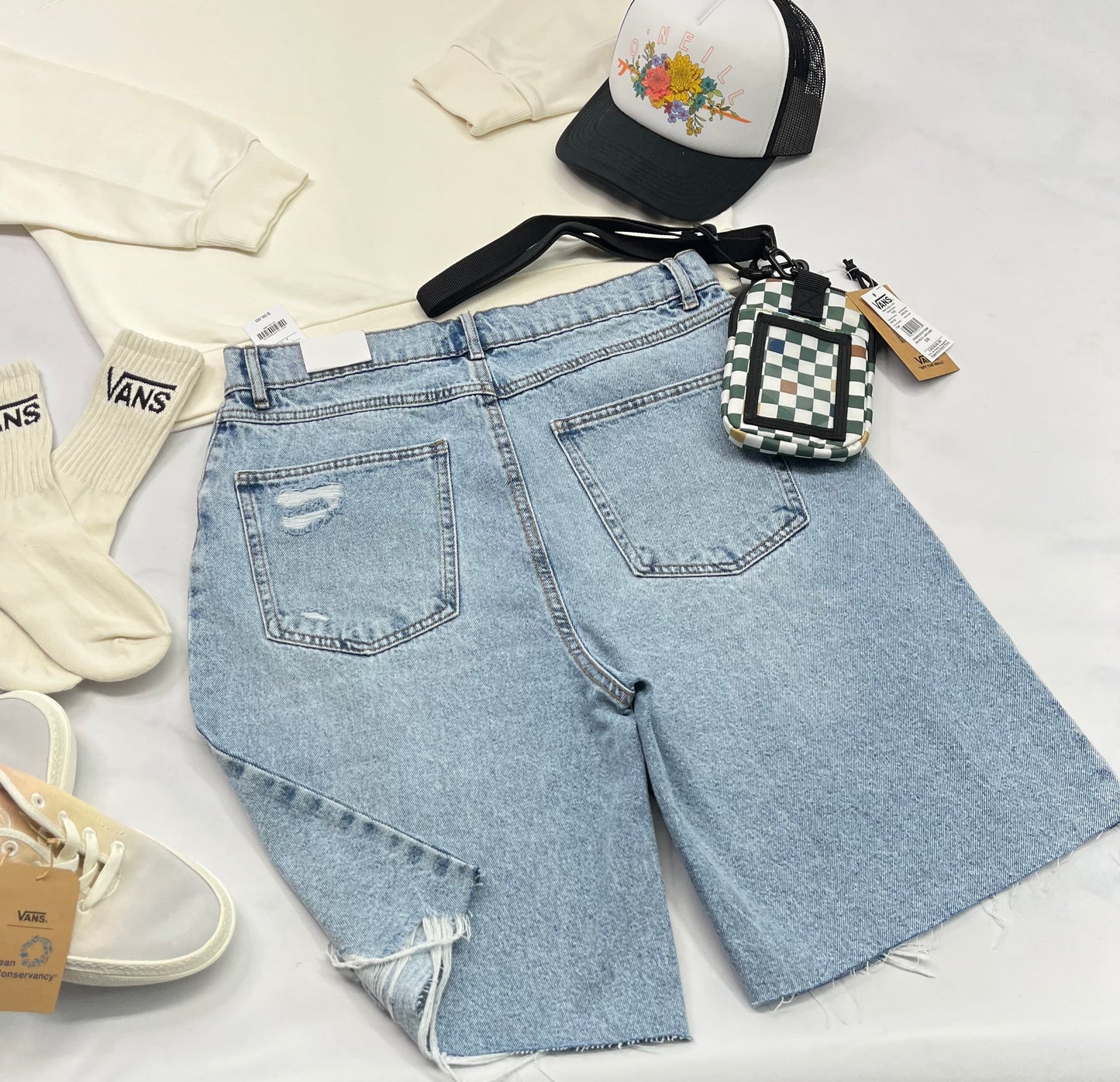 🌴 Bermuda : jeans taille haute gr : 7 ans (femme coupe relax tendance neuf !