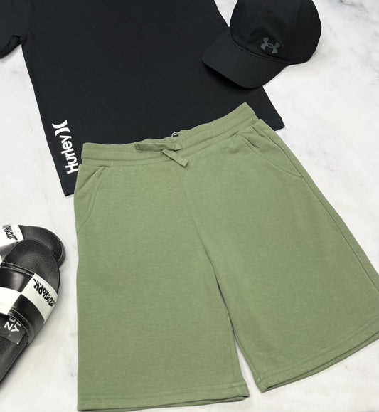 ☀️ Bermuda ouaté : Vert tendance , poche au dos . 14 ans garçon neuf !