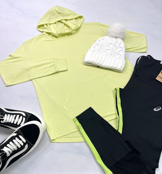 😍 Cagoule : mince légère , souple limette pâle M/ femme coupe confo neuve . Parfait pour le printemps.