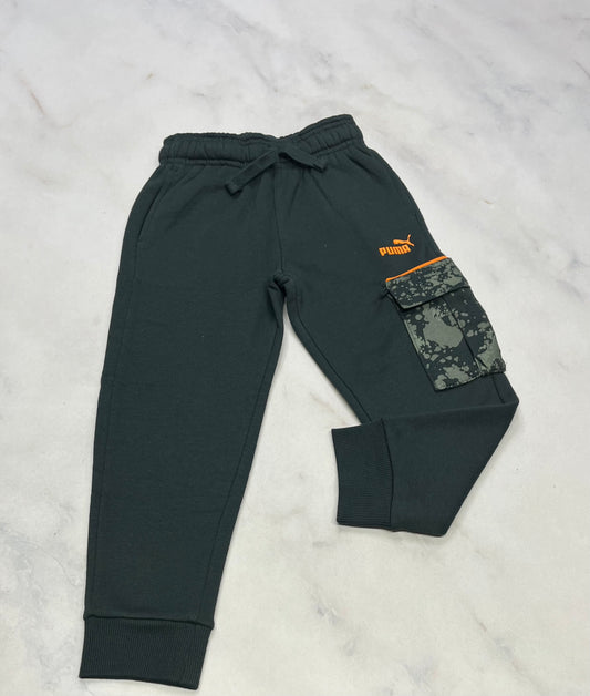 Puma / Jogger : neuf ! Chaud confo . ( vert foncé) 4-5 ans .