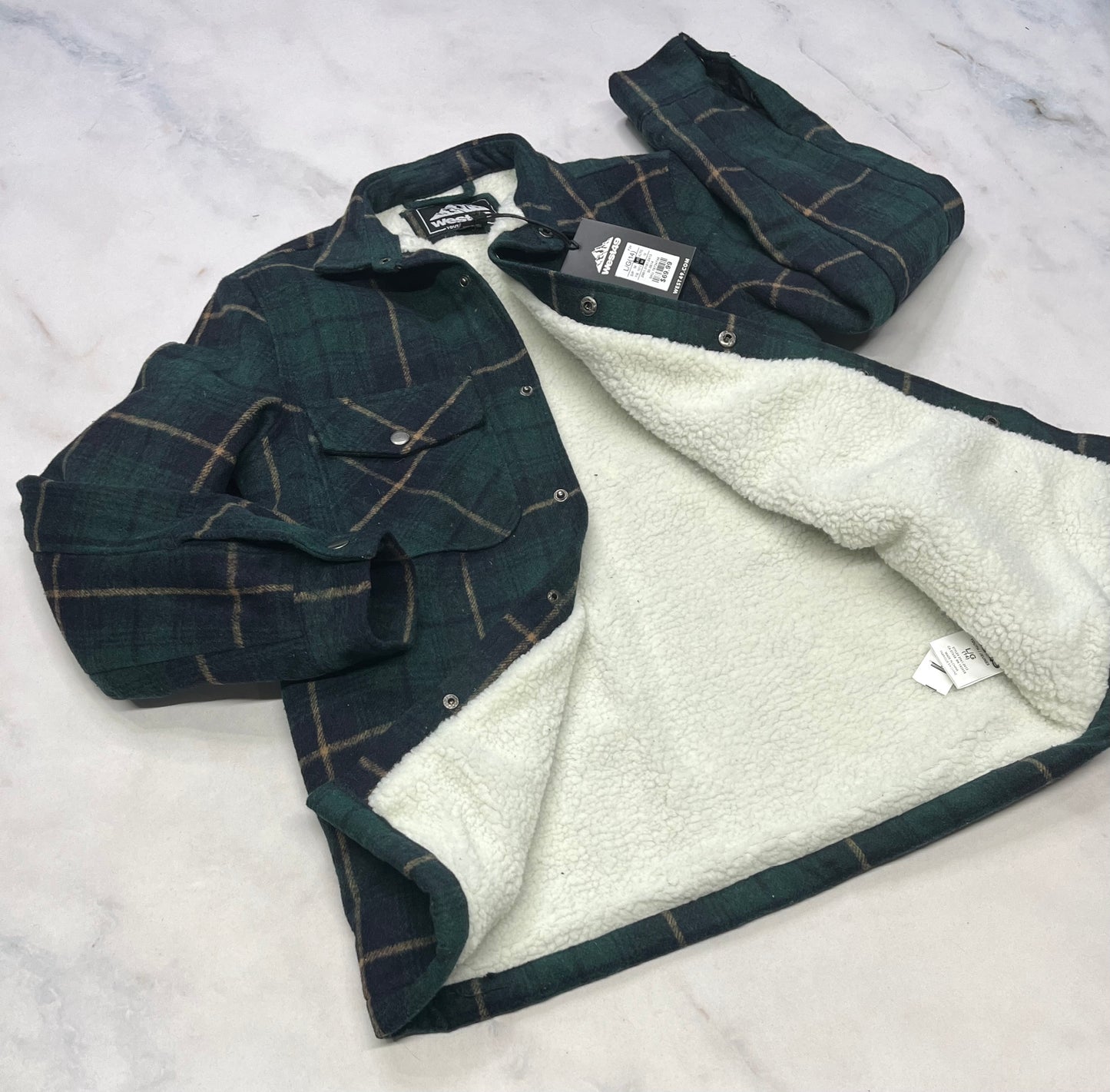 Manteau / veste : Arsenic neuve ! Doubler chaud .