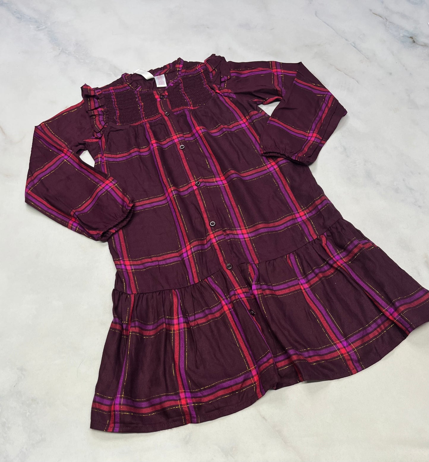 Robe : Bourgogne super confo , fil or  brillant dans le tissu . Superbe . Neuve ! Fait 5-6 et fait 7 ans .