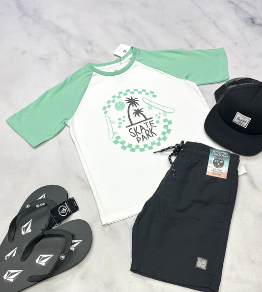 🌴 T-Shirt : skate 6 ans garçon neuf !