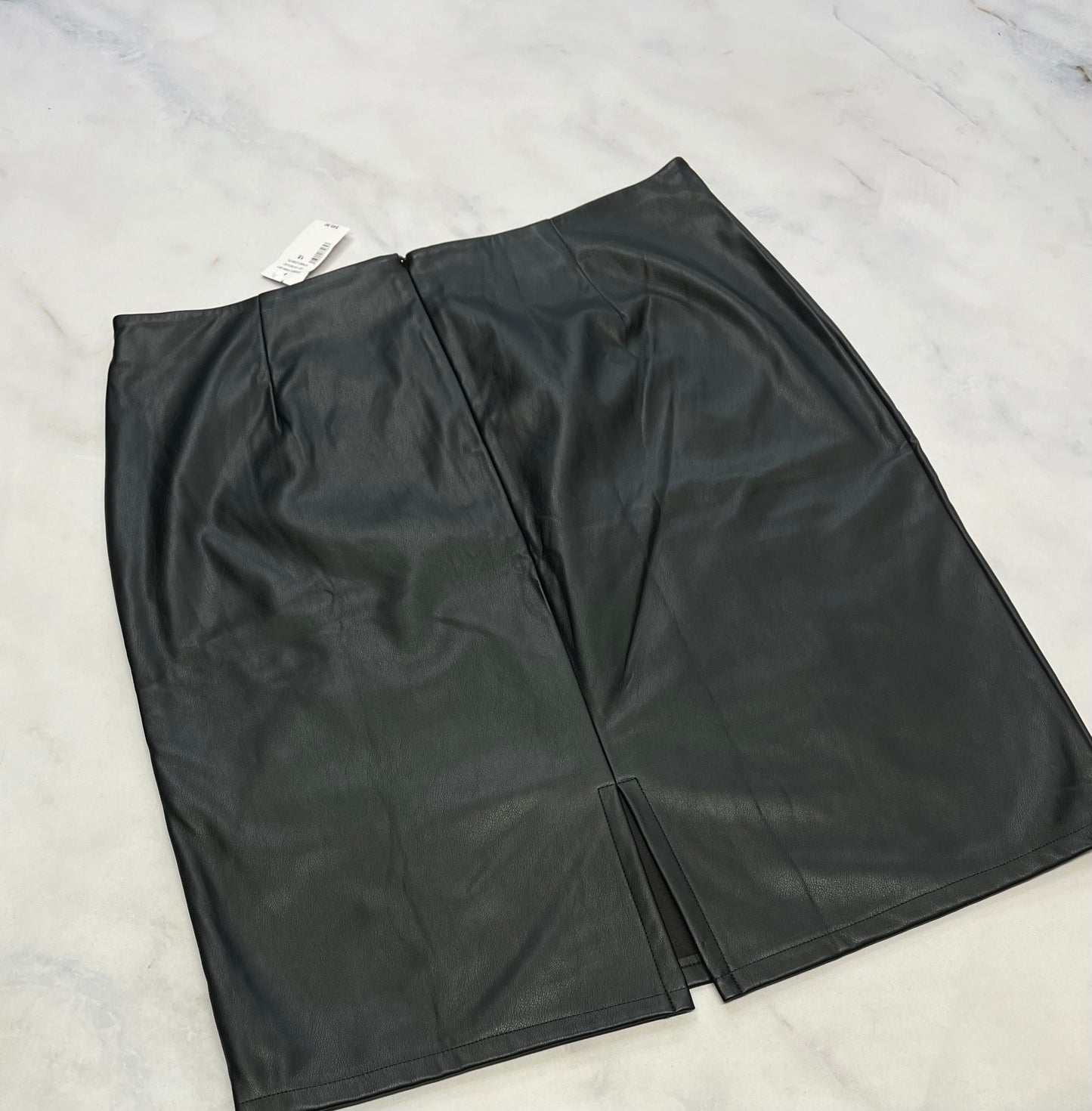 Jupe look cuir : molle  confo / stretch ! 18 ans femme XXL/ femme ( longueur au genoux )neuve !